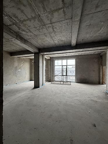 элитный: Аренда офисов, 91 м², В жилом комплексе, 1 линия — 2