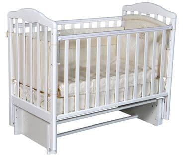 детскую кроватку кроватка к: Детская кроватка из дерева в белом цвете с маятниковым механизмом для — 1