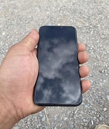 чехол на 11про: IPhone 11 Pro, Space Gray, 87 % — 2