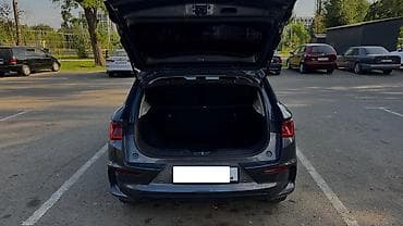 gac aion v: BYD E2: 2021 г., Автомат, Электромобиль, Хэтчбэк — 4