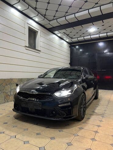 кузов автомобиля: Kia K3: 2019 г., 1.6 л, Автомат, Бензин, Хэтчбэк — 1