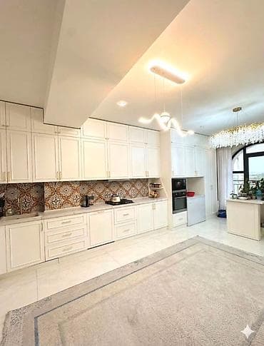 Квартиры: 3 комнаты, 112 м², Элитка, 2 этаж, Дизайнерский ремонт — 1