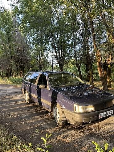 e star: Volkswagen Passat: 1989 г., Механика, Бензин, Универсал — 2