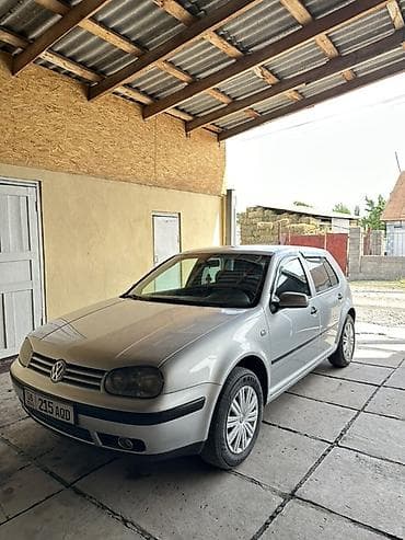 Продажа авто: Volkswagen Golf: 2003 г., 1.6 л, Механика, Бензин, Хэтчбэк — 2