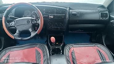 раф 4 2010: Volkswagen Golf: 1993 г., 1.6 л, Механика, Бензин, Хэтчбэк — 5