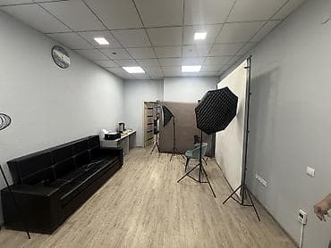 Кыймылсыз мүлк: Кеңселерди ижаралоо, 50 м², Турак комплексинде, Өзүнчө кире бериши менен — 3