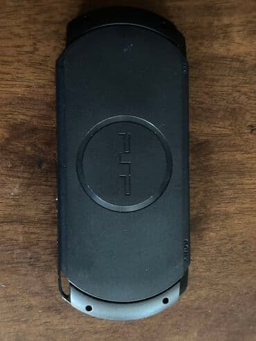 портативная игровая консоль бишкек: PSP e1000 Продаю псп е1000, с 4 играми. +Зарядка +Чехол +Флешка — 7