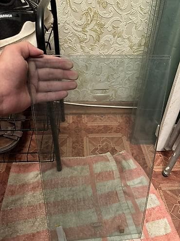 Стеклянные панели/листы - Материал: прозрачное стекло. - Форм‑фактор