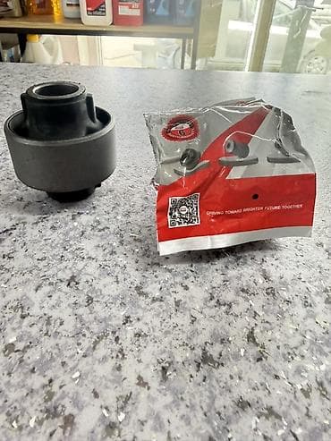 Втулки Toyota 2002 г., Новый, Аналог