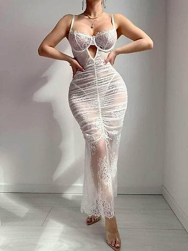 red centr: Ажурное вечернее платье в пол на тонких бретелях - Силуэт — 3