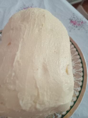 Натуральное сливочное масло домашнего приготовления. Имеет плотную at lalafo.kg Натуральное сливочное масло домашнего приготовления. Имеет плотную