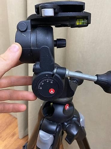 Техника и электроника: Штатив Manfrotto 055MF4 + голова Manfrotto 808RC4 Б/у в идеальном — 5