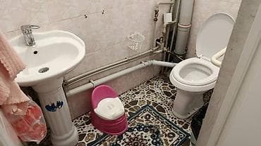 Батирлер: 2‑комнатная квартира с мебелью и техникой Планировка и метраж: - — 5