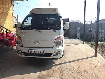 b class: Легкий грузовик, Hyundai, Стандарт — 1