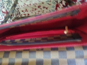 Айымдардын бут кийими: Сумка 300 сом
носила пару раз, всё чисто — 3