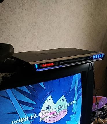 Продаю на запчасти 1.Sony CD/DVD Plaer NS-508P Usb нет.,читает только