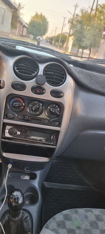 дом на колесах авто: Daewoo Matiz – компактный городской автомобиль серебристого цвета с — 7