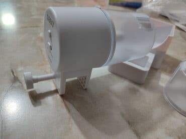 домик для: Автокормушка новая. Sobo. 
Работает в трёх режимах. На батарейках — 3