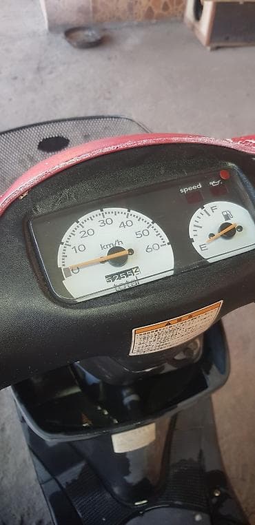 50 кубов мопед: Скутер Suzuki (50 см³) - Компактный городской скутер с автоматической — 4