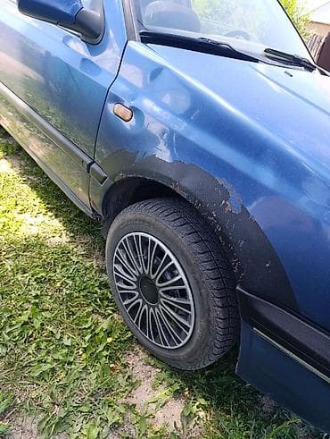 step 2: Volkswagen Golf: 1992 г., 1.6 л, Механика, Бензин, Хэтчбэк — 3