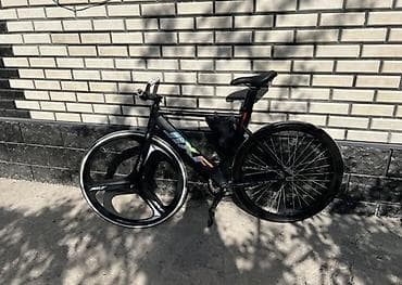 шосейный: Трековый/фикс велосипед с аэродинамической рамой - Рама: легкая — 2