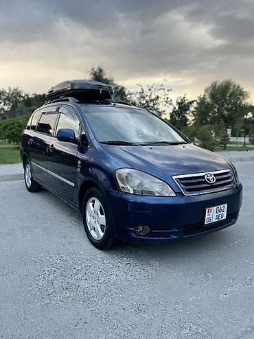 ипсум 96: Toyota Avensis Verso: 2001 г., 2 л, Механика, Бензин, Минивэн — 4