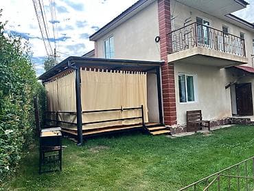 Дома: На продаже уютный коттедж на северном берегу озера Иссык-Куль. Дом — 3