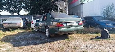 Mercedes-Benz E-Class: 1986 г., 2 л, Механика, Седан — 2