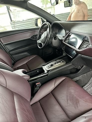 neta x: Honda HR-V: 2022 г., Электромобиль, Кроссовер — 5