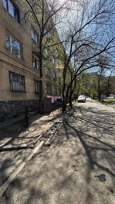 в петровке: 15 м², Без мебели — 1
