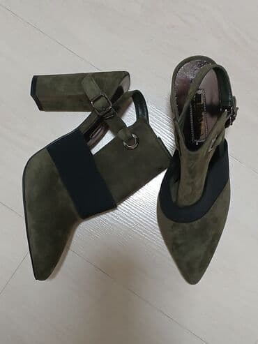 туфли беж цвет: Туфли 38р 
Босоножки 39р — 4