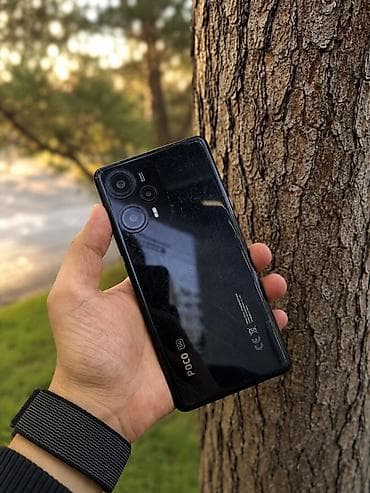 андройд мониторы: Poco F5, Б/у, 256 ГБ, цвет - Черный, 2 SIM — 1