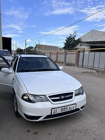 Daewoo Nexia: 2012 г., 1.5 л, Механика, Бензин, Седан at lalafo.kg Daewoo Nexia: 2012 г., 1.5 л, Механика, Бензин, Седан