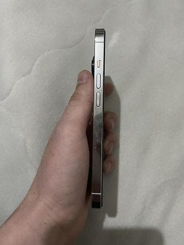 12 pro: IPhone 13 Pro, Б/у, 256 ГБ, Белый, 86 % — 2