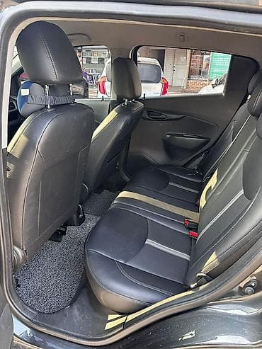 шевро: Chevrolet Spark: 2020 г., Хэтчбэк — 5