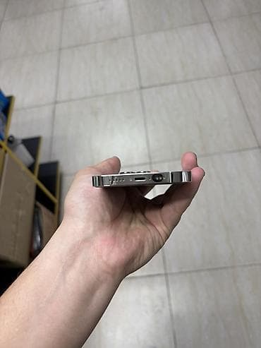 iphone 15 pri: IPhone 14 Pro, Б/у, 256 ГБ, White Titanium, 83 % — 5