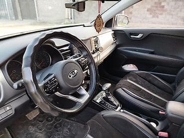 1: Kia Stonic: 2019 г., 1.4 л, Автомат, Бензин, Кроссовер — 8
