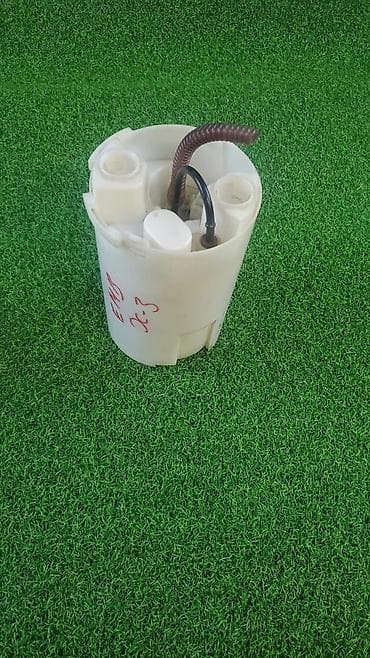 Насос топливный электрический Bmw X3 E83 M54B30 2004 (б/у) ​ Марка