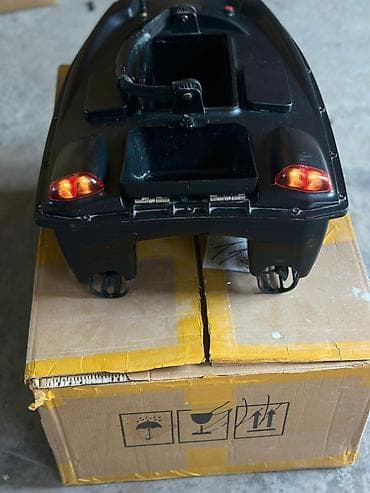 подводный костюм: Прикормочная лодка с GPS и пультом ДУ - Тип: радиоуправляемая — 4