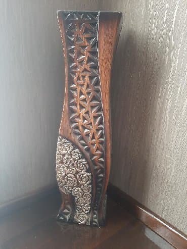 вазы декоративные: Ваза высатта 0.80 новый 1500 — 1