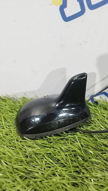 Mercedes-Benz W212 E350 v-3.5 2010 год антенна