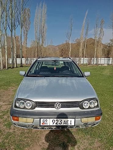 свет: Volkswagen Golf: 1993 г., 1.8 л, Ручные, Бензин, Универсал — 5