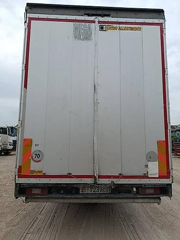 Транспорт: Тягач, Volvo, 2011 г., Шторный — 6