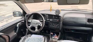 голфа: Volkswagen Golf: 1993 г., 1.6 л, Механика, Бензин — 7