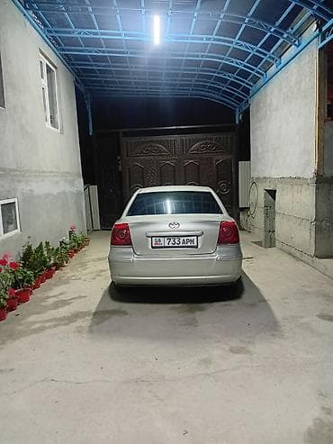глушитель на авто: Toyota Avensis: 2004 г., Седан — 1