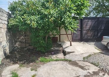 дом беловотиский: Продается дом 4 комнаты. S=80m2. Участок 8 сот.Цена 155т.$. Торг при — 3