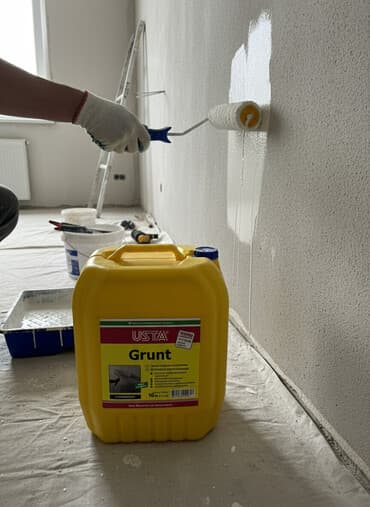 Грунтовка USTA в желтой пластиковой канистре объемом 10 кг. Подходит