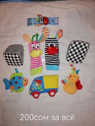 навесные игрушки на кроватку: Игрушки для ваших малышей на любой вкус. б/у. Состояние отличное — 5