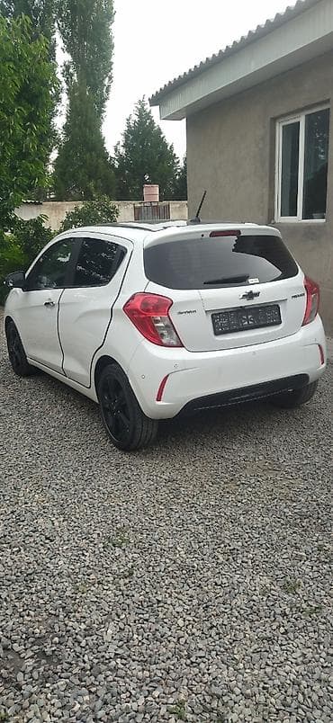 Chevrolet Spark: 2019 г., 1 л, Вариатор, Бензин, Хэтчбэк — 2