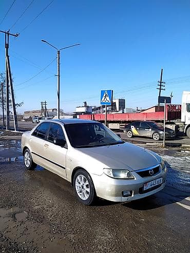 mazda 2: Mazda 323: 2000 г., 1.5 л, Механика, Бензин, Седан — 8